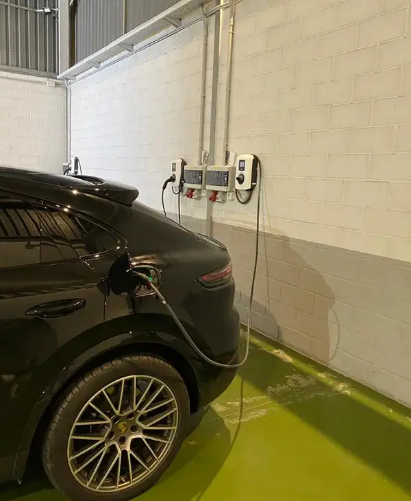 instalacion de cargador de porche electrico