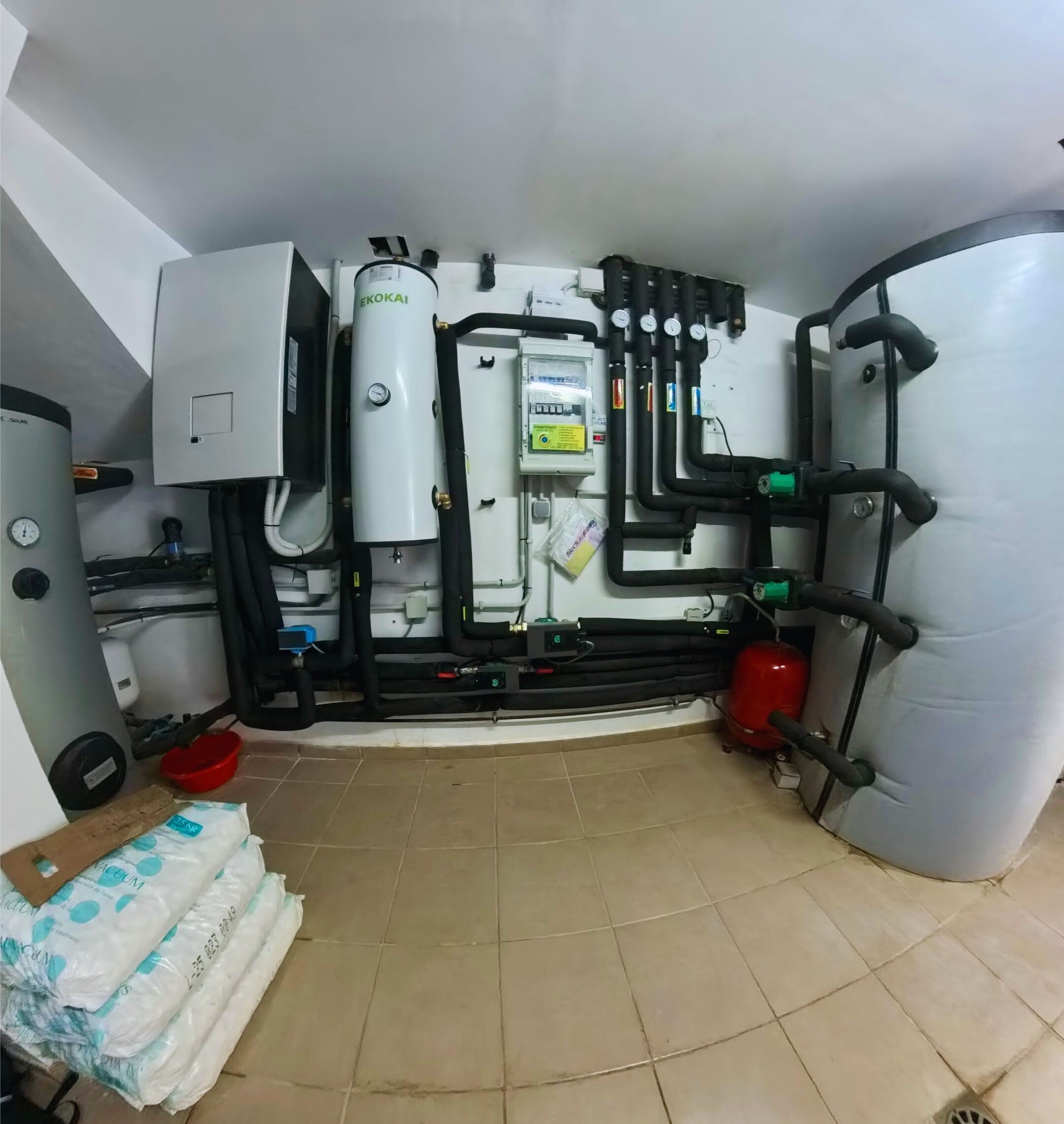 Sistema de aerotermia instalado en vivienda unifamiliar en Mijas
