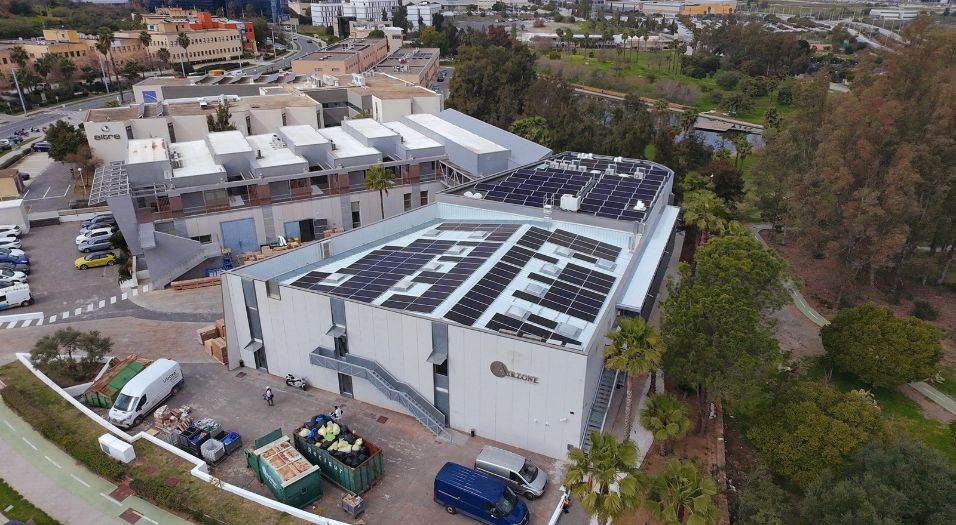 Ampliación instalación fotovoltaica industrial en Airzone con 113 paneles solares